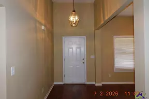 203 Margeson Dr, Warner Robins, GA 31088 - Photo 2