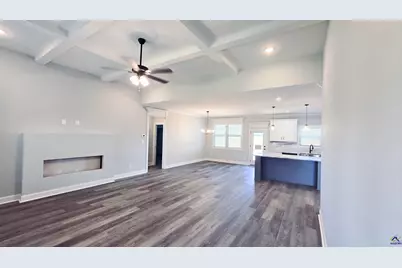 302 Firelight Way, Byron, GA 31008 - Photo 2
