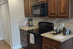 304 S Charity Ln, Warner Robins, GA 31088 - Photo 10
