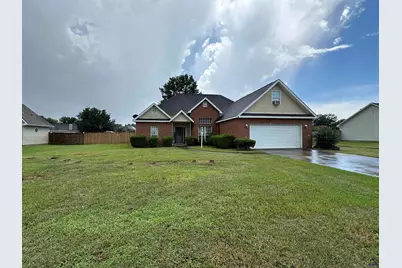 225 Autumn Woods Drive, Warner Robins, GA 31088 - Photo 1