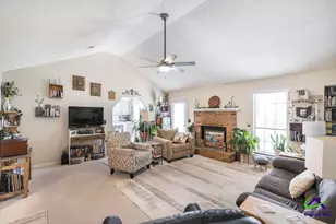 1036 Feagin Mill Rd, Warner Robins, GA 31088 - Photo 6