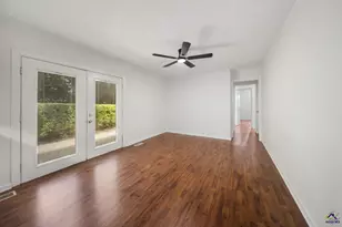 608 Meadowridge Dr, Warner Robins, GA 31093 - Photo 6