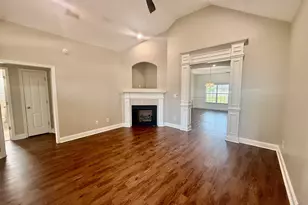 634 Post Oak Way, Warner Robins, GA 31088 - Photo 2
