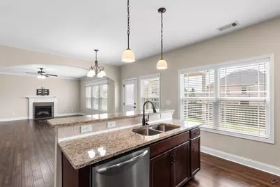 411 Avery Court, Bonaire, GA 31005 - Photo 8