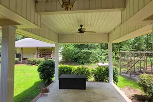 692 Albert Lampkin Rd, Eastman, GA 31023 - Photo 16