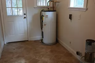 105 Mimosa Dr, Warner Robins, GA 31093 - Photo 6