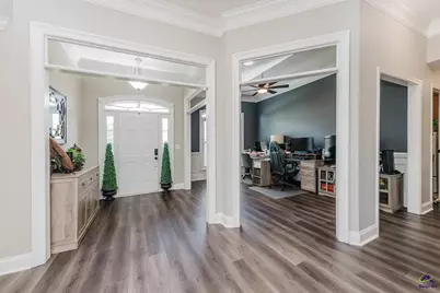 610 Twelve Oaks Dr, Warner Robins, GA 31088 - Photo 2