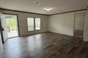 342 Wellington Dr, Byron, GA 31008 - Photo 2