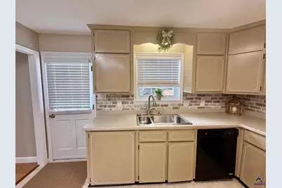 104 Tyrone Street, Warner Robins, GA 31088 - Photo 14