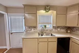 104 Tyrone St, Warner Robins, GA 31088 - Photo 14