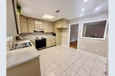 104 Tyrone Street, Warner Robins, GA 31088 - Photo 12