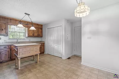 138 Brittany Drive, Perry, GA 31069 - Photo 10