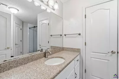 138 Brittany Drive, Perry, GA 31069 - Photo 32