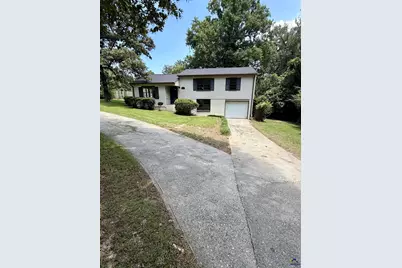 107 Stanley Terrace, Warner Robins, GA 31088 - Photo 4
