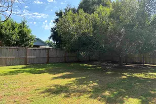 201 Bessermer St, Warner Robins, GA 31088 - Photo 4