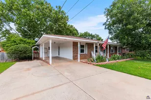 217 Todd Cir, Warner Robins, GA 31088 - Photo 2