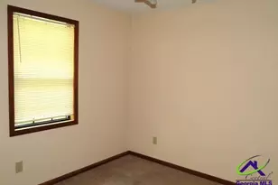 103 Hunters Glen, Warner Robins, GA 31093 - Photo 12