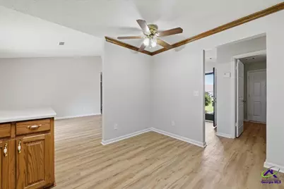 208 Sun Valley, Warner Robins, GA 31093 - Photo 8