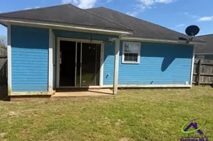 205 Kensington Dr, Warner Robins, GA 31093 - Photo 2