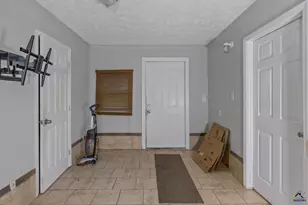 196 Peartree Ln, Riverdale, GA 30274 - Photo 36