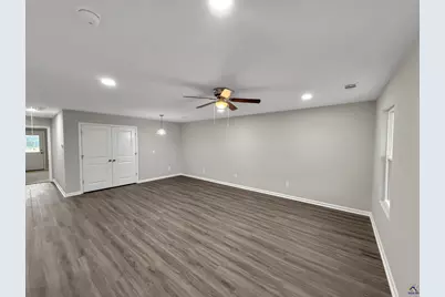 307 Airman Boulevard, Warner Robins, GA 31088 - Photo 4