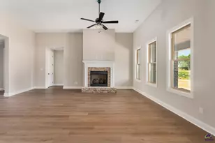 211 Farmland Circle, Perry, GA 31069 - Photo 12