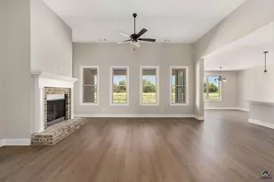 211 Farmland Circle, Perry, GA 31069 - Photo 6