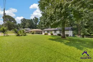 899 E Glochester Circle, Norcross, GA 30071 - Photo 2