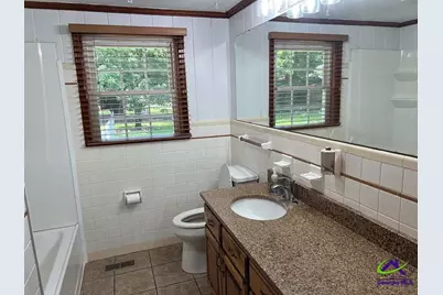 127 Laurel Drive, Cochran, GA 31014 - Photo 14