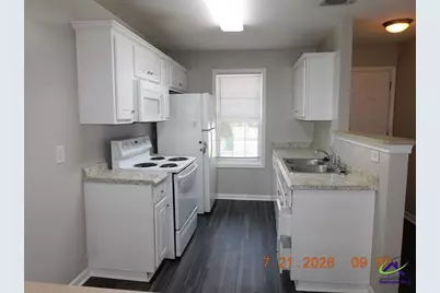 128 Kingston Village Dr., Perry, GA 31069 - Photo 2