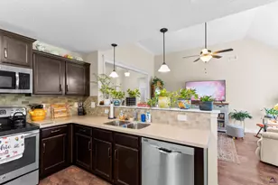 406 Stonebrook Cir, Byron, GA 31008 - Photo 12