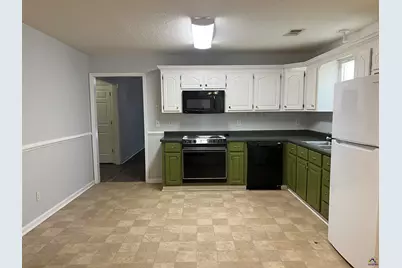 203 Bayside Drive, Warner Robins, GA 31088 - Photo 8