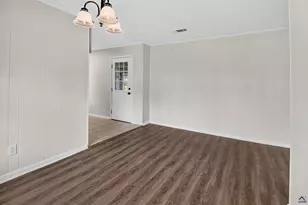 3204 Marie Cir, Macon, GA 31216 - Photo 10