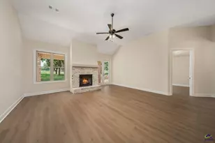 1 Pleasant Oaks Dr, Perry, GA 31069 - Photo 8