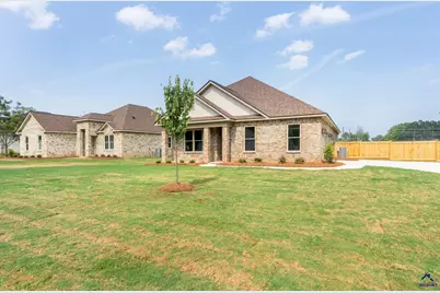 2 Pleasant Oaks Drive, Perry, GA 31069 - Photo 1