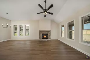 2 Pleasant Oaks Dr, Perry, GA 31069 - Photo 18