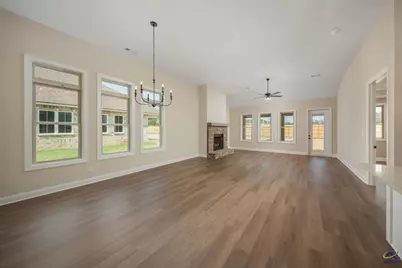 2 Pleasant Oaks Drive, Perry, GA 31069 - Photo 6
