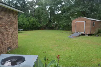 105 Woodland Court, Warner Robins, GA 31088 - Photo 6
