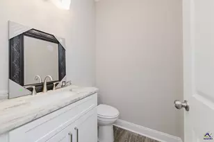 359 Amanda Dr, Macon, GA 31216 - Photo 10