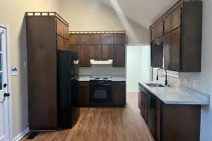 1199 Runnymede Ln, Macon, GA 31220 - Photo 10