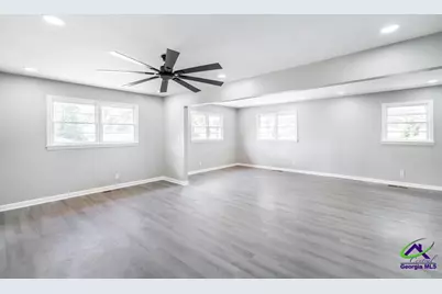 304 Sunset Drive, Warner Robins, GA 31088 - Photo 8