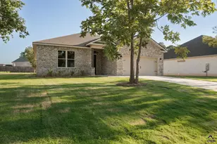 217 Farmland Circle, Perry, GA 31069 - Photo 4