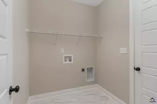 217 Farmland Circle, Perry, GA 31069 - Photo 32