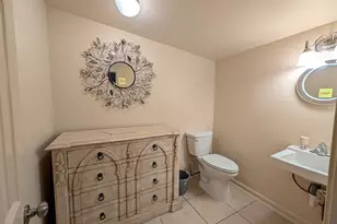404 Oakview Square, Warner Robins, GA 31093 - Photo 6