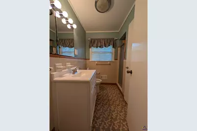 404 Oakview Square, Warner Robins, GA 31093 - Photo 16