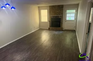 209B Woodcrest Circle, Warner Robins, GA 31093 - Photo 2