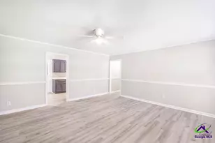 629 Hillcrest Ave, Perry, GA 31069 - Photo 2