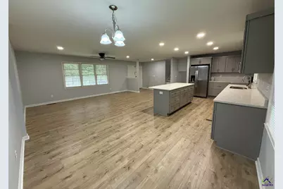 319 Ashby Way, Warner Robins, GA 31088 - Photo 6