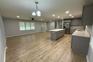 319 Ashby Way, Warner Robins, GA 31088 - Photo 6