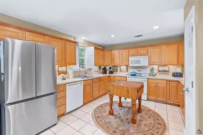 422 Hickory Glen Glen, Centerville, GA 31028 - Photo 8